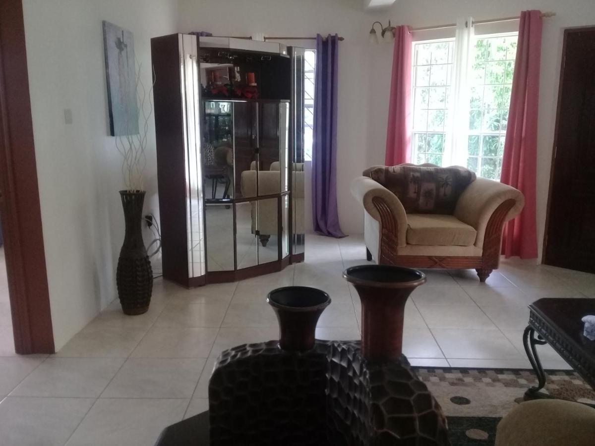 Royal Escape - 1 Otel Anse La Raye Dış mekan fotoğraf
