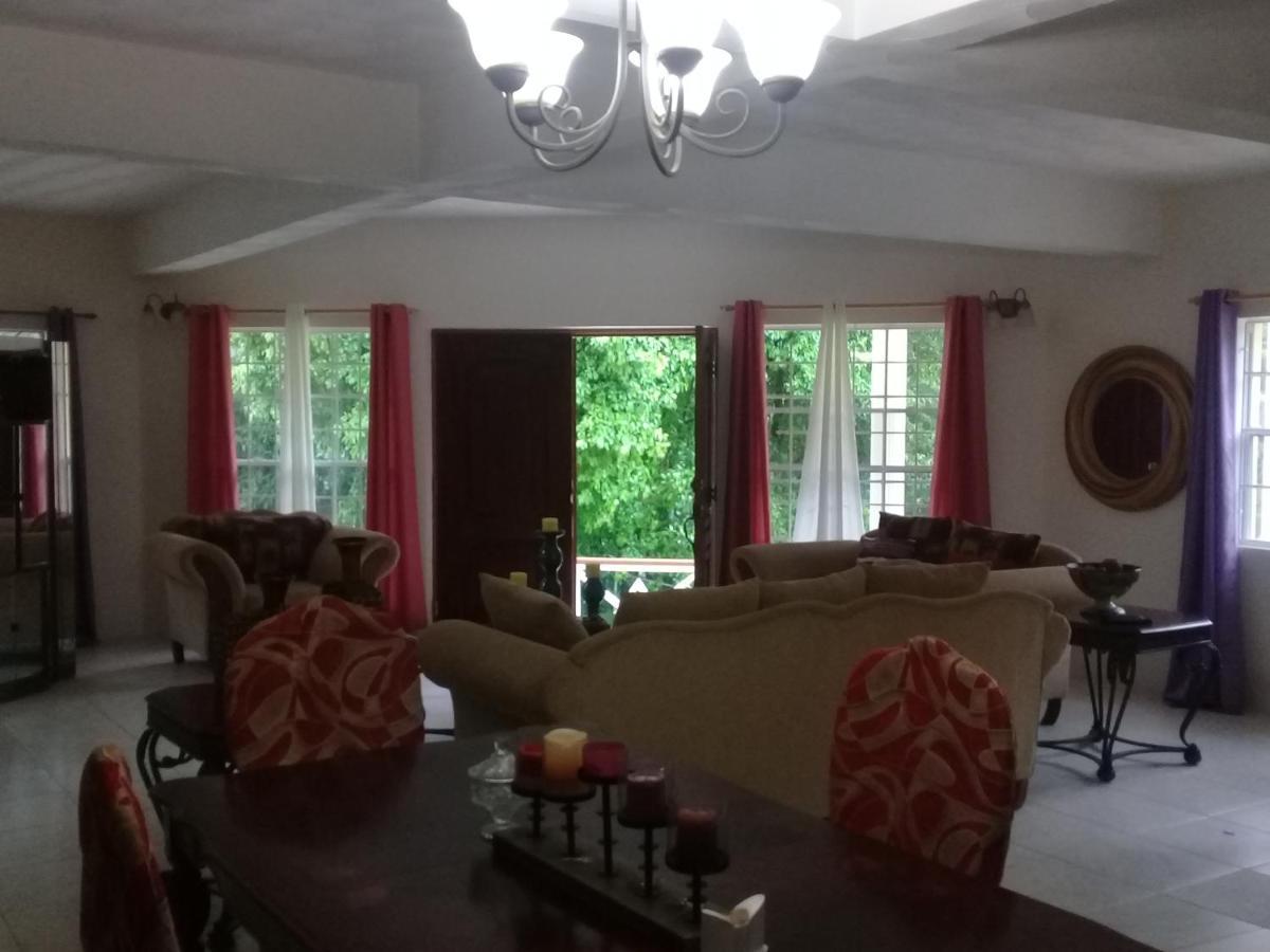 Royal Escape - 1 Otel Anse La Raye Dış mekan fotoğraf