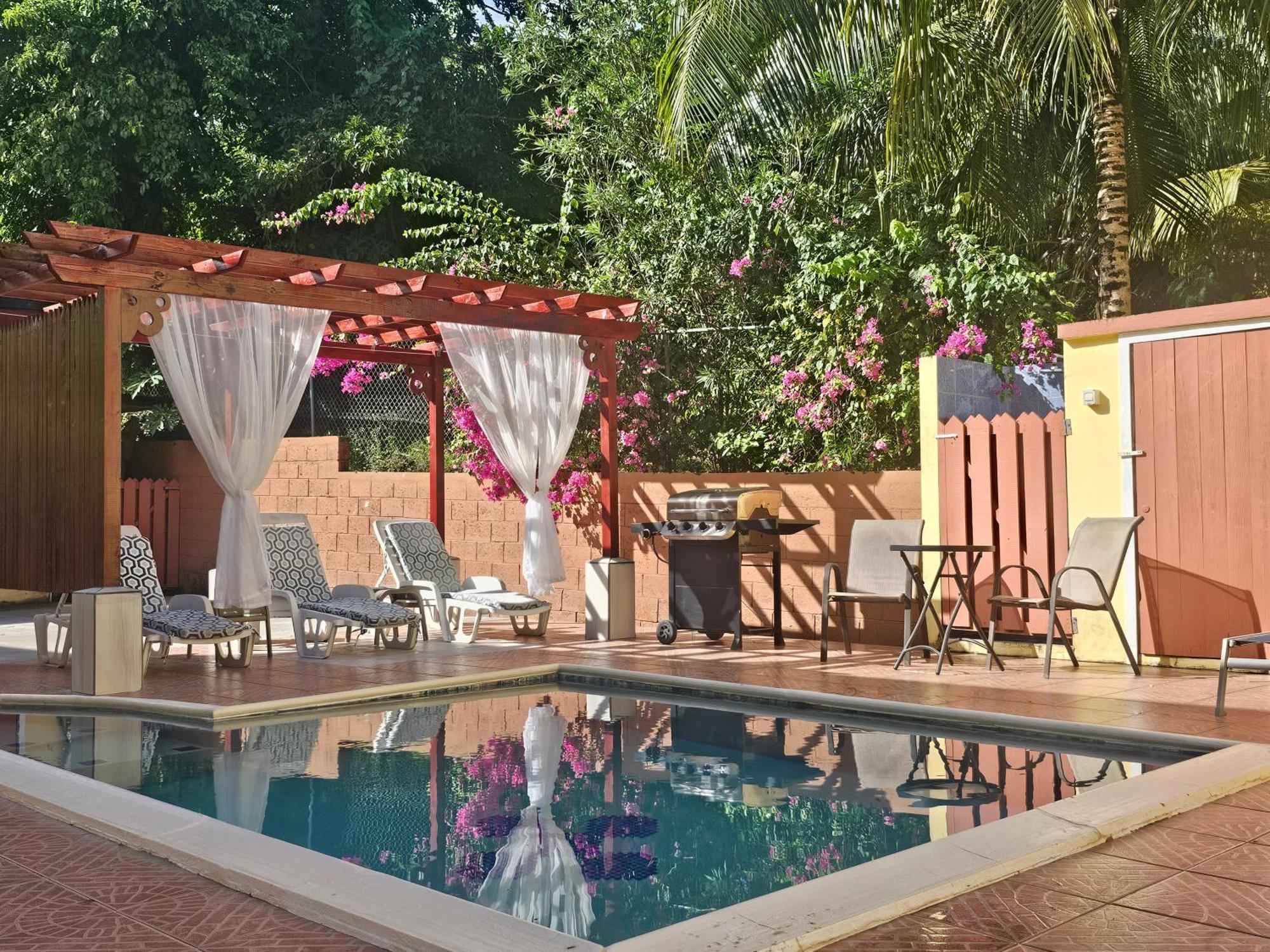 Royal Escape - 1 Otel Anse La Raye Oda fotoğraf