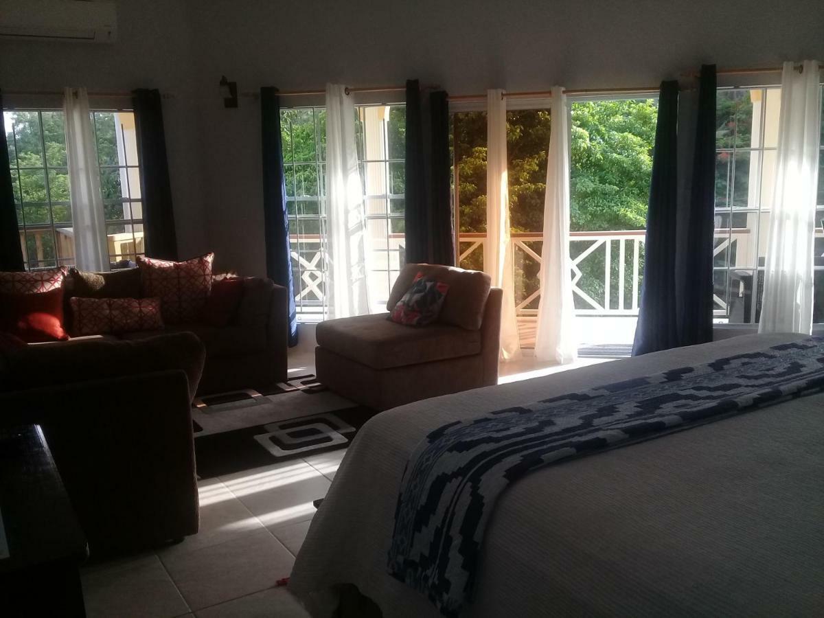 Royal Escape - 1 Otel Anse La Raye Dış mekan fotoğraf